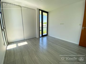 Casa en Fincas de Hudson de 5 dormitorios a estrenar!! Berazategui