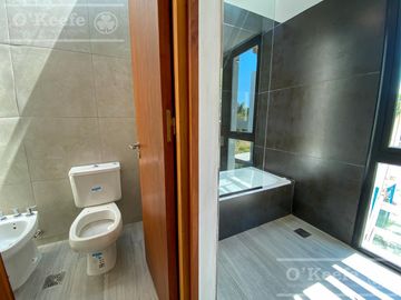 Casa en Fincas de Hudson de 5 dormitorios a estrenar!! Berazategui