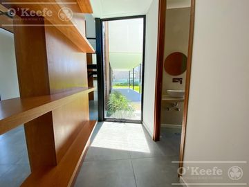 Casa en Fincas de Hudson de 5 dormitorios a estrenar!! Berazategui