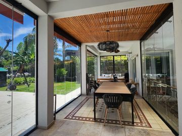 Casa en  Venta al lago en San Isidro Labrador, Tigre