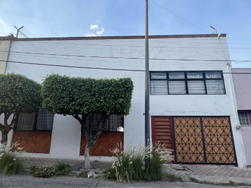 CASA EN VENTA EN LA COLONIA AMERICANA