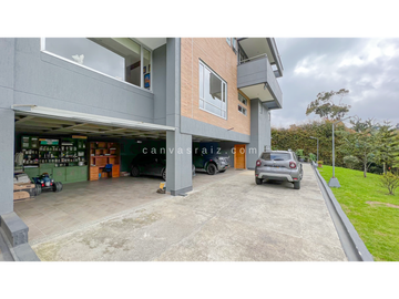 Venta de Casa en Conjunto Campestre Envigado