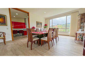 Venta de Casa en Conjunto Campestre Envigado