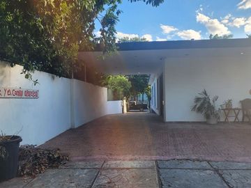CASA SOBRE COLON EN RENTA MERIDA