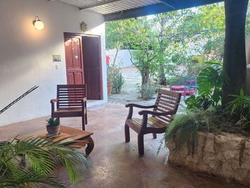 CASA SOBRE COLON EN RENTA MERIDA