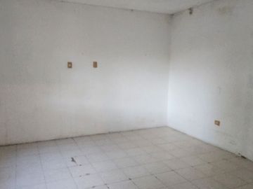 CASA SOBRE COLON EN RENTA MERIDA