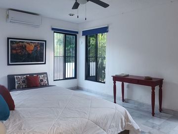 CASA SOBRE COLON EN RENTA MERIDA