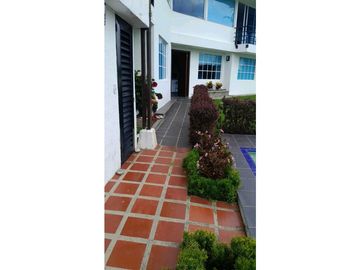 CASA CAMPESTRE EN CALIMA DARIEN - VENTA o ALQUILER