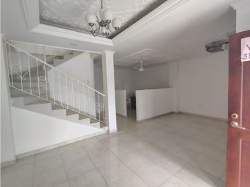 VENTA DE CASA DE DOS NIVELES EN EL B/ LA CASTELLANA DE MONTERIA