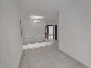 VENTA DE CASA DE DOS NIVELES EN EL B/ LA CASTELLANA DE MONTERIA