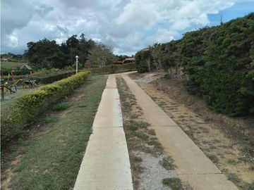 SE VENDE PARCELA CONDOMINIO LA PRADERA MESA DE LOS SANTOS SANTANDER