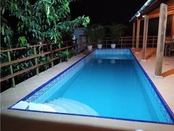 Vendo Casa Campestre vía al Picacho. Tuluá