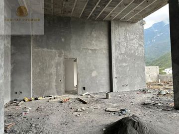 Casa en Venta en Sierra Alta 9no sector, Monterrey N.L.