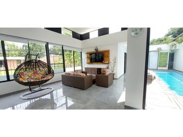 VENTA ESPECTACULAR CASA CAMPESTRE UBICADA EN RICAURTE CUNDINAMARCA