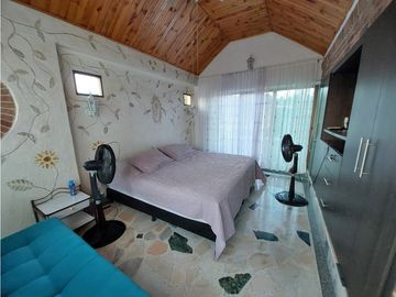 VENPERMUTO HERMOSA CASA CAMPESTRE EN EL MEJOR CONDOMINIO DE CHINAUTA