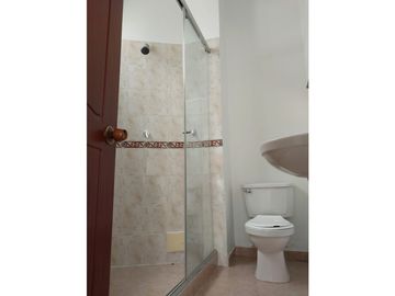 VENTA LINDISIMA CASA CAMPESTRE EN EL MEJOR CONDOMINIO DE CHINAUTA