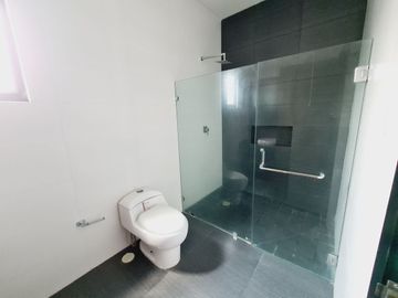 Casa en VENTA CON ALBERCA y terraza  VISTA AL MAR fracc PLAYAS DEL CONCHAL