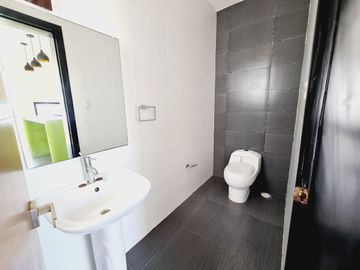 Casa en VENTA CON ALBERCA y terraza  VISTA AL MAR fracc PLAYAS DEL CONCHAL