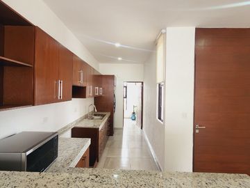 Casa en VENTA UN PISO fraccionamiento LOMAS DEL DORADO Boca del Río