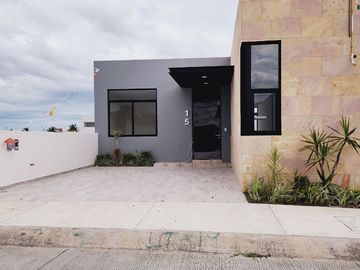 Casa en VENTA UN PISO fraccionamiento LOMAS DEL DORADO Boca del Río