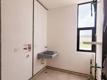 Casa en VENTA UN PISO fraccionamiento LOMAS DEL DORADO Boca del Río