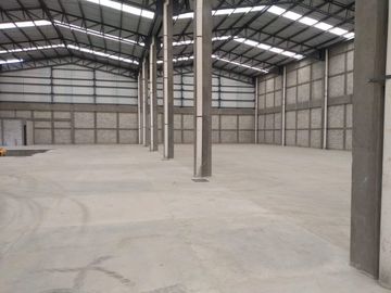 BODEGA INDUSTRIAL EN RENTA COACALCO