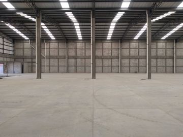 BODEGA EN RENTA COACALCO