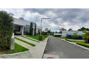 Casas Sobre Planos Sector Club Campestre Armenia