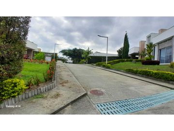 Casas Sobre Planos Sector Club Campestre Armenia