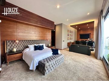 Exclusiva casa en venta en zona Campestre