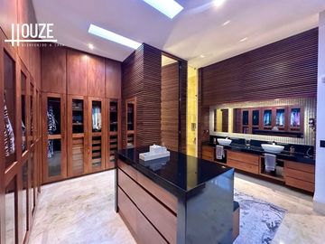 Exclusiva casa en venta en zona Campestre