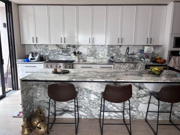 Venta de casa en Privada San Lorenzo, Lomas de Campanario Norte.