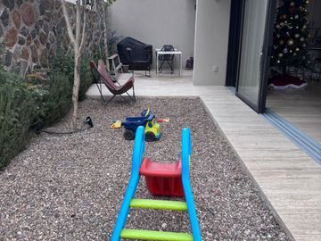 Venta de casa en Privada San Lorenzo, Lomas de Campanario Norte.