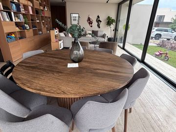 Venta de casa en Privada San Lorenzo, Lomas de Campanario Norte.