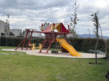 Venta de casa en Privada San Lorenzo, Lomas de Campanario Norte.