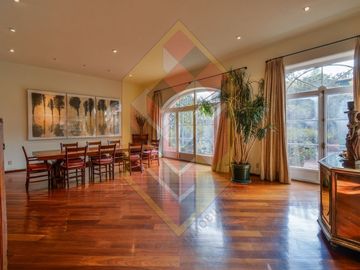 VENDE  O RENTA CASA EN CALLE CERRADA EN LOMAS ALTAS