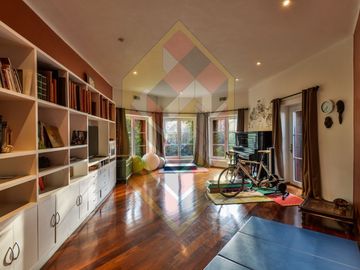 VENDE  O RENTA CASA EN CALLE CERRADA EN LOMAS ALTAS