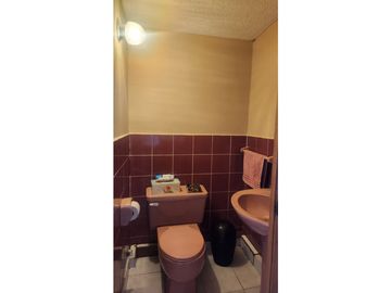 VENTA CASA JUNTO AL MEGAKYWI ELOY ALFARO