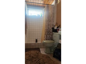 VENTA CASA JUNTO AL MEGAKYWI ELOY ALFARO