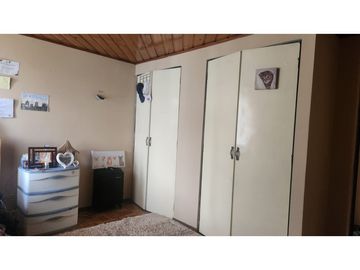 VENTA CASA JUNTO AL MEGAKYWI ELOY ALFARO