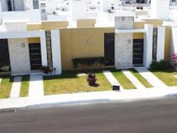 LOTE DE USO MIXTO COMERCIAL EN ZONA SEGURA EN CANCUN