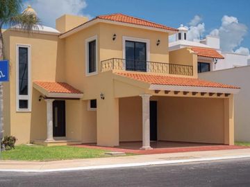 LOTE DE USO MIXTO COMERCIAL EN ZONA SEGURA EN CANCUN