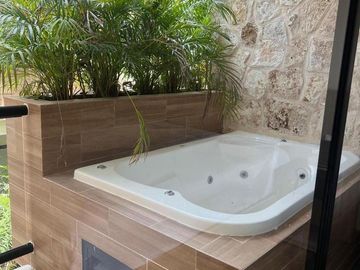 DEPARTAMENTO  1 HABITACION /TULUM /EQUIPADO AMOBLADO/JACUZZI /ENTREGA INMEDIATA.