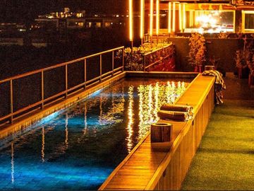 VENTA DE DEPARTAMENTO EN PLAYA DEL CARMEN ROOF TOP VISTA AL MAR A 5 MIN DE LA PLAYA