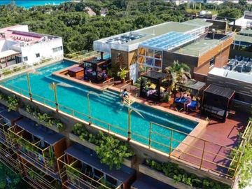 VENTA DE DEPARTAMENTO EN PLAYA DEL CARMEN ROOF TOP VISTA AL MAR A 5 MIN DE LA PLAYA