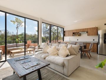DEPARTAMENTO ROOF EN VENTA UBICADO EN TULUM, A 10 MIN DEL MAR CARIBE
