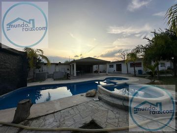 Quinta en  Venta Portal de Zuazua