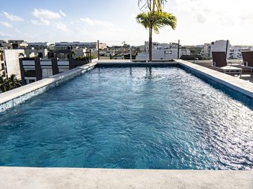 ESTUDIO EN VENTA PLAYA DEL CARMEN ENTREGA INMEDIATA ALBERCA/LOBY/HAMACAS