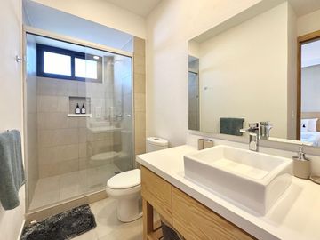 ESTUDIO EN VENTA PLAYA DEL CARMEN ENTREGA INMEDIATA ALBERCA/LOBY/HAMACAS