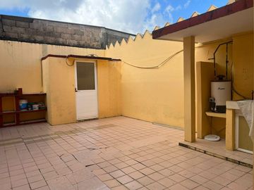 Casa en Venta Av. Cuauhtémoc, Col. Puerto México, Coatzacoalcos, Ver.